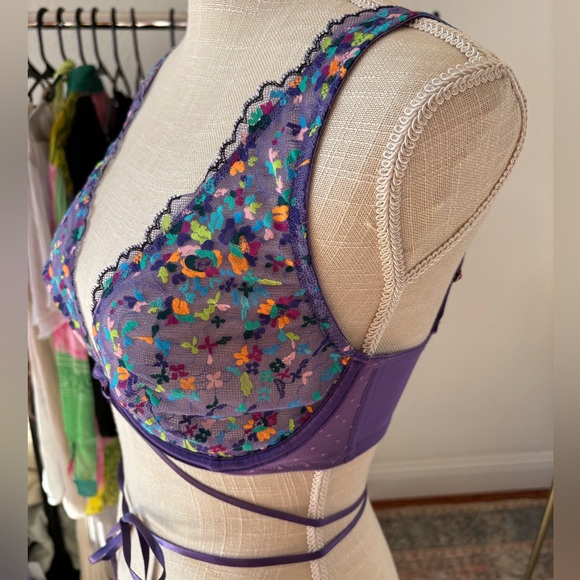 SAVAGE X FENTY BRA - Picture 6 of 9